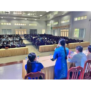 Trần Ngọc Xuyến - Xuyến Bình An