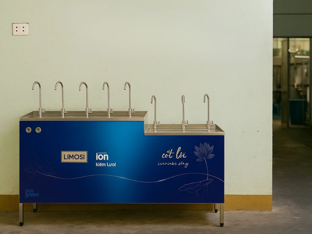 1. Giới thiệu máy lọc nước ion kiềm 120L 8 vòi nóng lạnh nguội