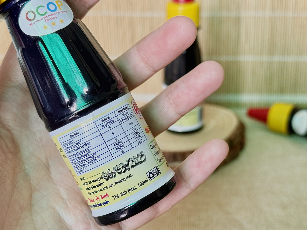 Nước màu khóm nên dùng với món ăn nào?