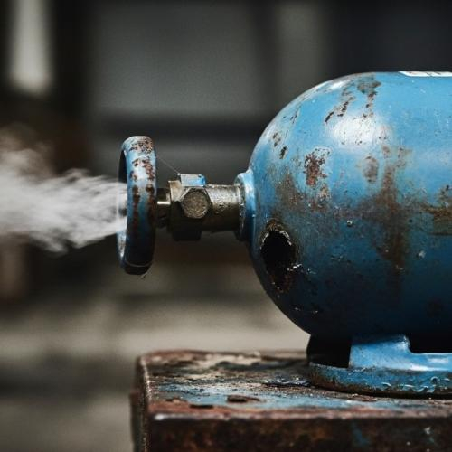 Gas Giả Len Lỏi Vào Đời Sống – Làm Sao Để Người Dân Không Bị ‘Móc Túi’ Mỗi Tháng ?