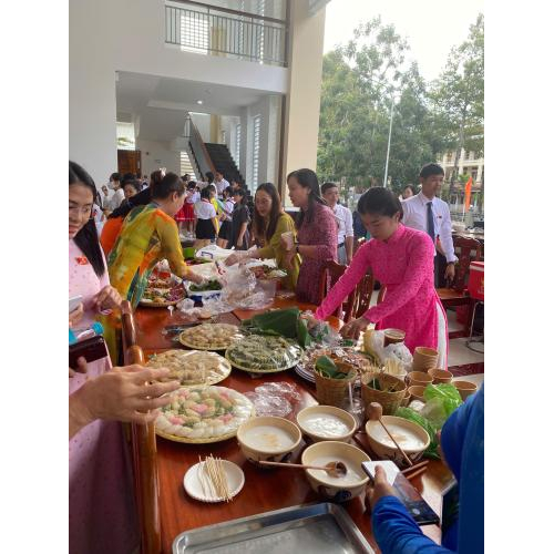 Mekong Sen đồng hành cùng Hội Nữ doanh nhân tỉnh Đồng Tháp hỗ trợ thành công Đại hội Đại biểu Đảng bộ phường Cao Lãnh