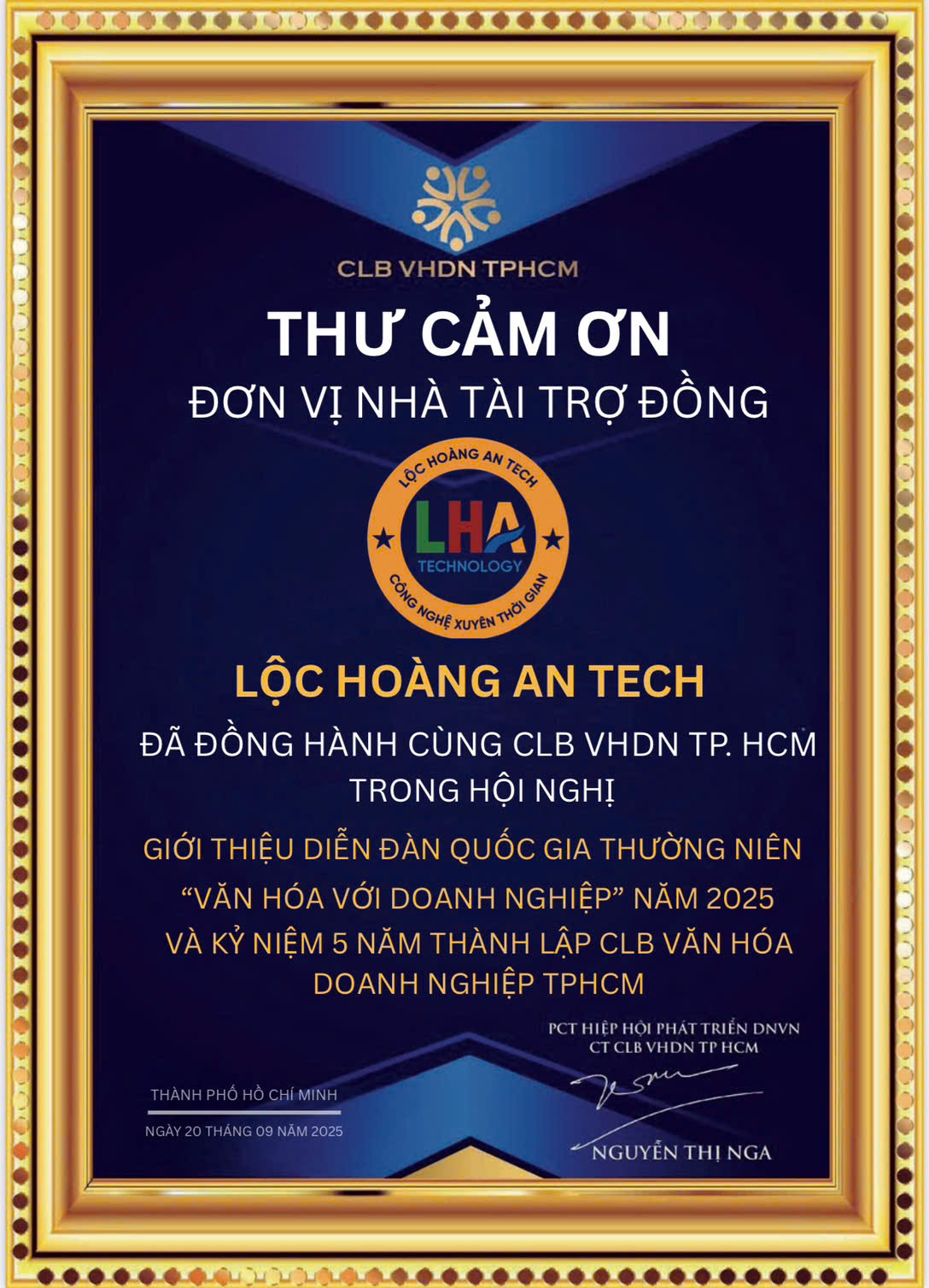 Nhà tài trợ đồng